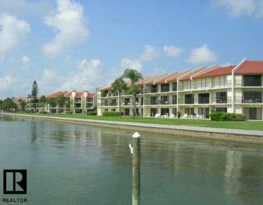 7550 Sunshine Skyway LANE S UNIT P-11 St Petersburg, FL 33711