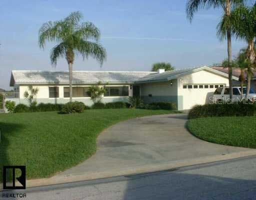 7839 9th AVENUE S St Petersburg, FL 33707