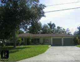1217 Woodcrest AVENUE Clearwater, FL 33756