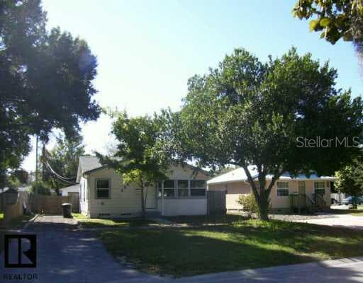 2588 17th AVENUE N St. Petersburg, FL 33713