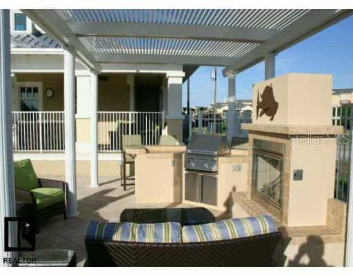 10851 Mangrove Cay LANE NE UNIT PH-1 St. Petersburg, FL 33716