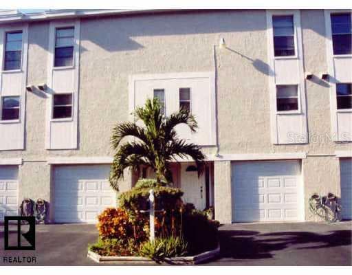 255 Capri CIRCLE UNIT 14 Treasure Island, FL 33706
