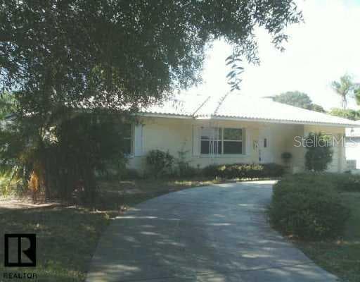 5300 33rd AVENUE N St. Petersburg, FL 33713