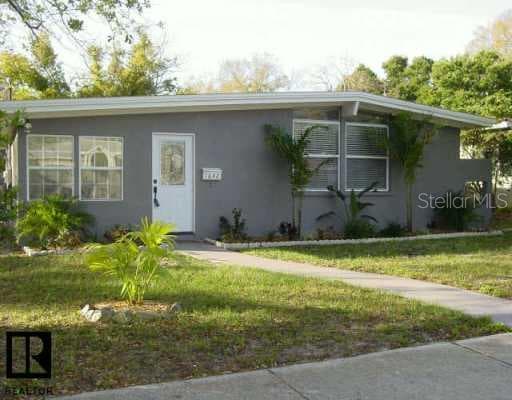 1642 49th AVENUE N St Petersburg, FL 33714