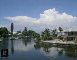 4712 Beach DRIVE SE UNIT #D St Petersburg, FL 33705