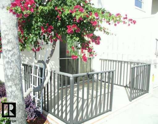 3753 46th AVENUE S UNIT #5 St. Pete, FL 33711