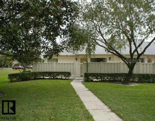 1377 Shady Pine WAY UNIT 202A Tarpon Springs, FL 34688