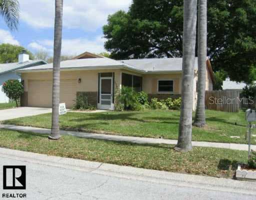1751 E Groveleaf AVENUE Palm Harbor, FL 34683