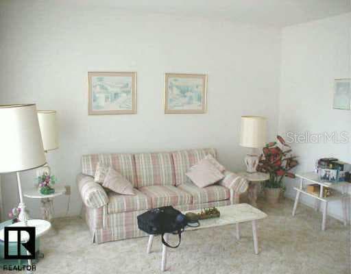2042 Australia WAY W UNIT 66 Clearwater, FL 33763