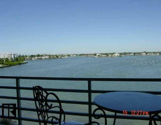 7963 Sailboat Key BOULEVARD S UNIT 307 South Pasadena, FL 33707
