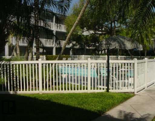 701 Poinsettia ROAD UNIT 142 Belleair, FL 33756