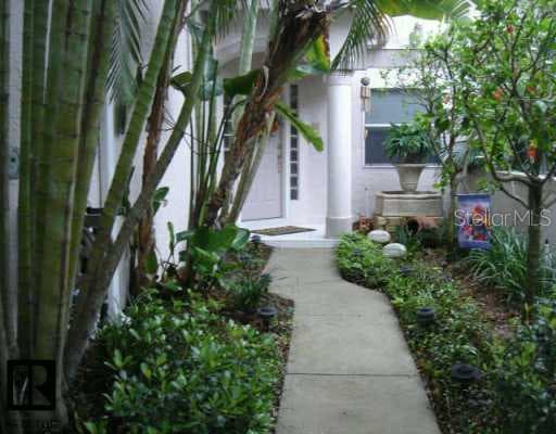 5081 White Pine CIRCLE NE St Petersburg, FL 33703