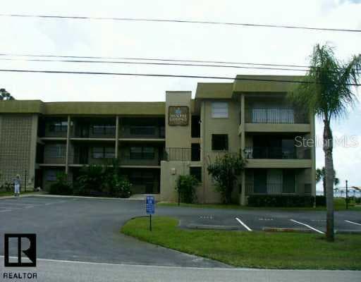 1723 Gulf ROAD UNIT 303 Tarpon Springs, FL 34689