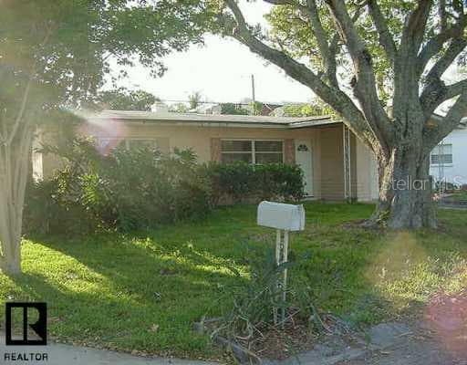 6481 101st WAY N Seminole, FL 33772