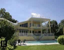 103 Bay Point DRIVE NE ST PETERSBURG, FL 33704