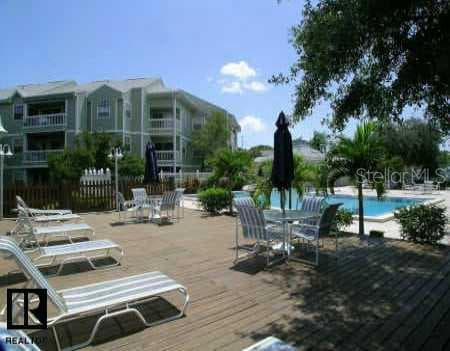 6825 Stonesthrow CIRCLE N UNIT 1105 ST PETERSBURG, FL 33710