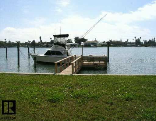 16010 4th STREET E REDINGTON BEACH, FL 33708