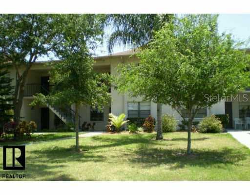 1729 Seascape CIRCLE UNIT 102 Tarpon Springs, FL 34689