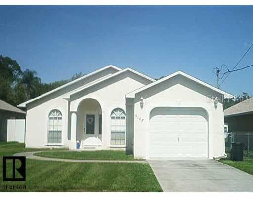 5107 Lincoln AVENUE N Tampa, FL 33614