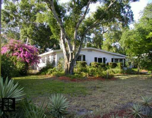 7335 Lynnwood AVENUE St Petersburg, FL 33710