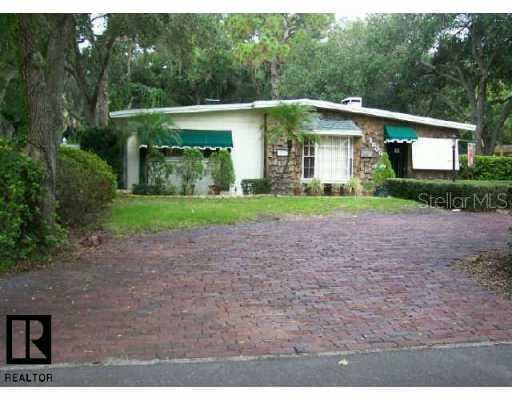 1500 Country Club ROAD N St Petersburg, FL 33710