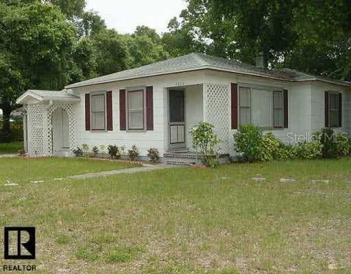 4600 16th AVENUE N St Petersburg, FL 33713