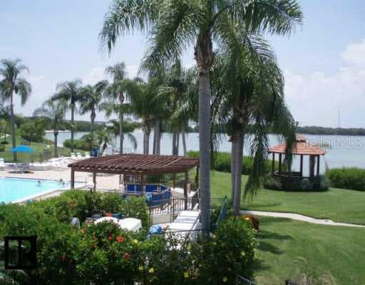 6295 Bahia Del Mar CIRCLE S UNIT 203 St Petersburg, FL 33715
