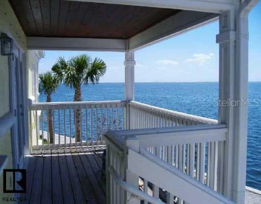 5102 Coquina Key DRIVE SE UNIT D St Petersburg, FL 33705