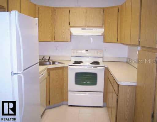 1207 Pine Ridge W UNIT 113H1 Tarpon Springs, FL 34688