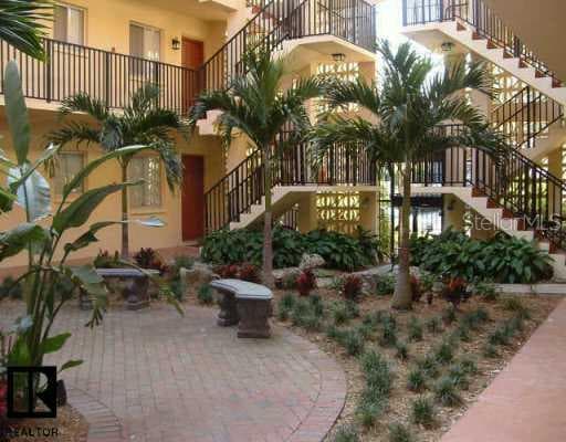 125 5 AVENUE NE UNIT 180 St. Petersburg, FL 33701