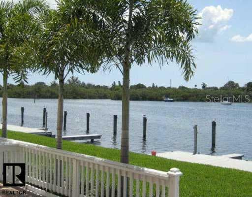 105 Pompano DRIVE St Petersburg, FL 33705