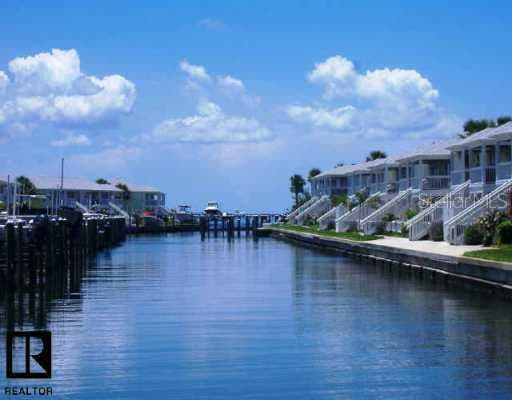5101 Coquina Key DRIVE SE St Petersburg, FL 33705