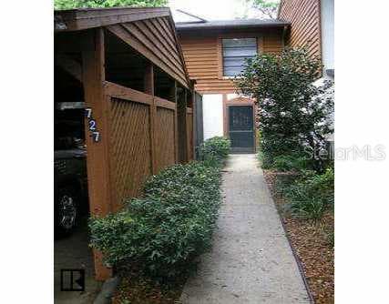 727 Fairwood LANE Clearwater, FL 33759
