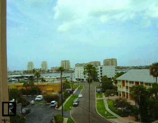 255 Dolphin Pt ROAD UNIT 510 Clearwater Beach, FL 33767