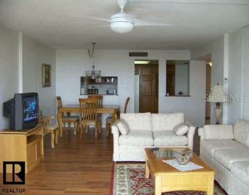400 ISLAND WAY UNIT 502 CLEARWATER, FL 33767