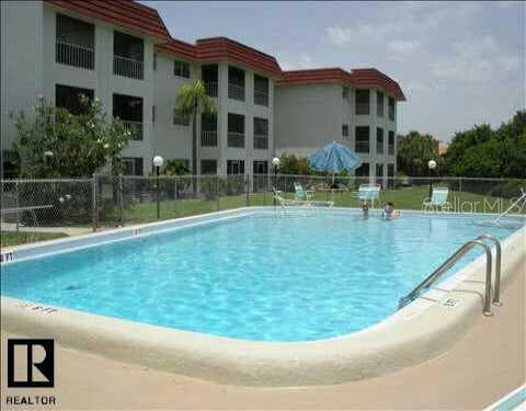 1860 Massachusetts AVENUE NE UNIT 322 St Petersburg, FL 33703