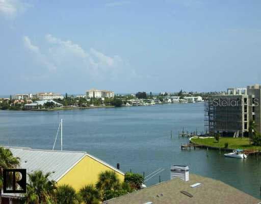 255 Dolphin POINT UNIT 708 Clearwater Beach, FL 33767