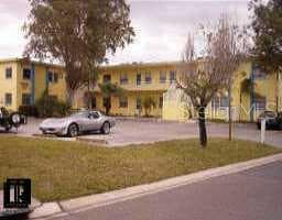 9895 1st STREET E UNIT #4 Treasure Island, FL 33706