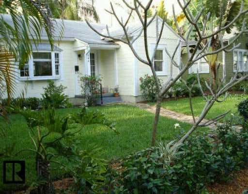 146 22nd AVENUE NE St Petersburg, FL 33704