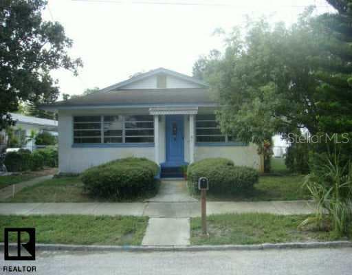 41 W Oakwood STREET Tarpon Springs, FL 34689