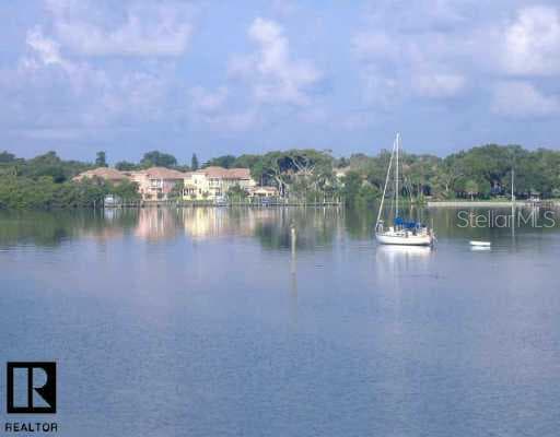 5129 Salmon DRIVE SE UNIT C St Petersburg, FL 33705