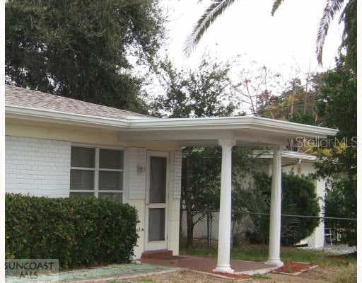 14591 Sioux AVENUE UNIT B Largo, FL 33774