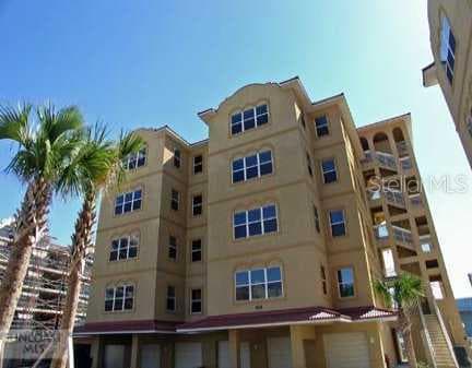 636 Wells COURT UNIT 302 Clearwater, FL 33756
