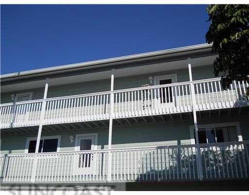 2505 Bay BOULEVARD UNIT 5 Indian Rocks Beach, FL 33785