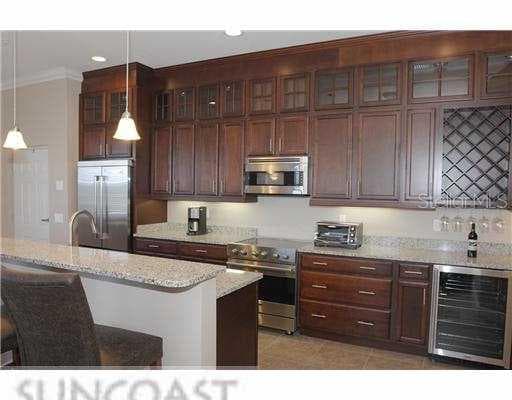 1100 4th N UNIT 303 St Petersburg, FL 33705