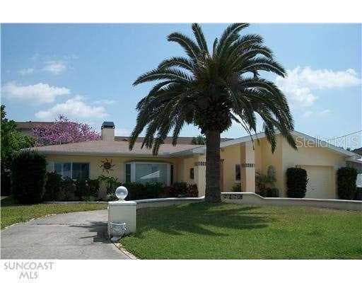 2279 Carolyn DRIVE Dunedin, FL 34698
