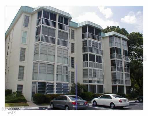 4910 38th WAY S UNIT 409 St Petersburg, FL 33711