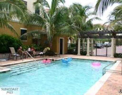 537 Jasmine WAY clearwater, FL 33756