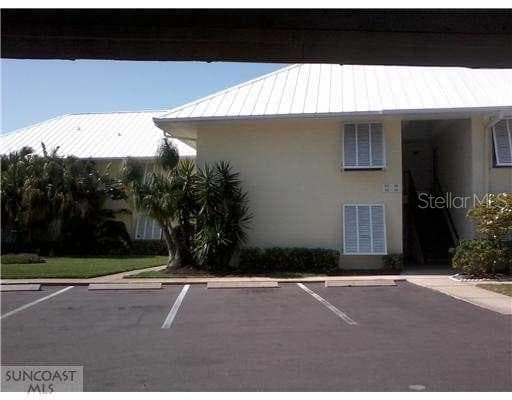 7300 Sunshine Skyway LANE S UNIT 102 St Petersburg, FL 33711