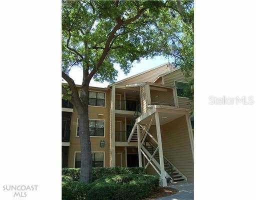 8686 Molokai COURT UNIT 301 Tampa, FL 33614